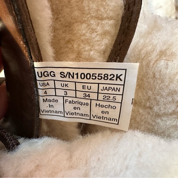 UGG BUTTE ll WATERPROOF WINTER BOOT - Picture 4 of 10